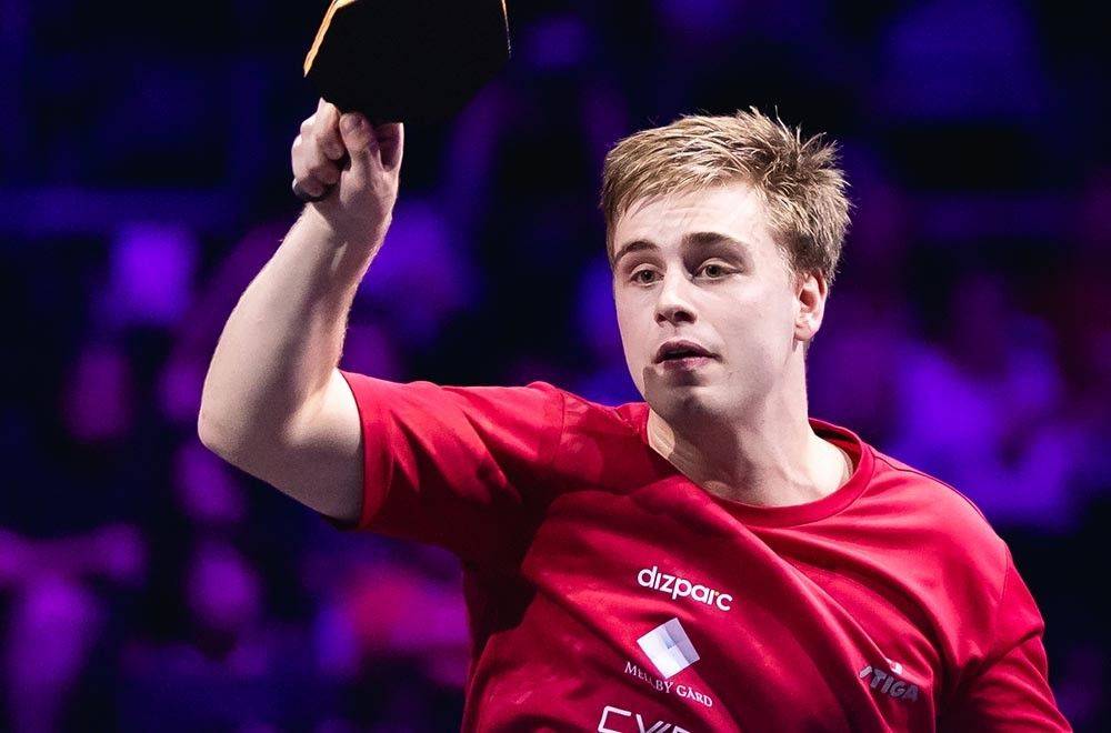 伦在国家队 伦在国家队