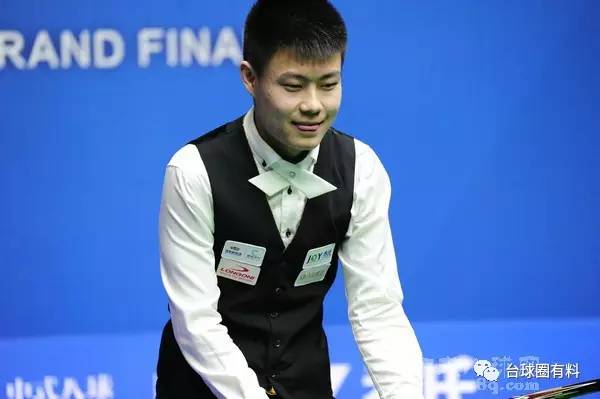 随着曼城引 随着曼城引