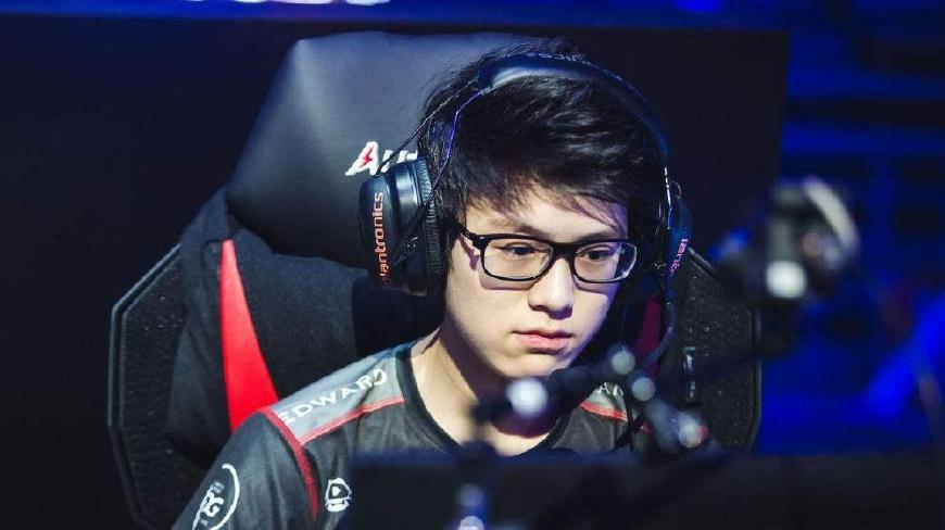 他的身体素 他的身体素