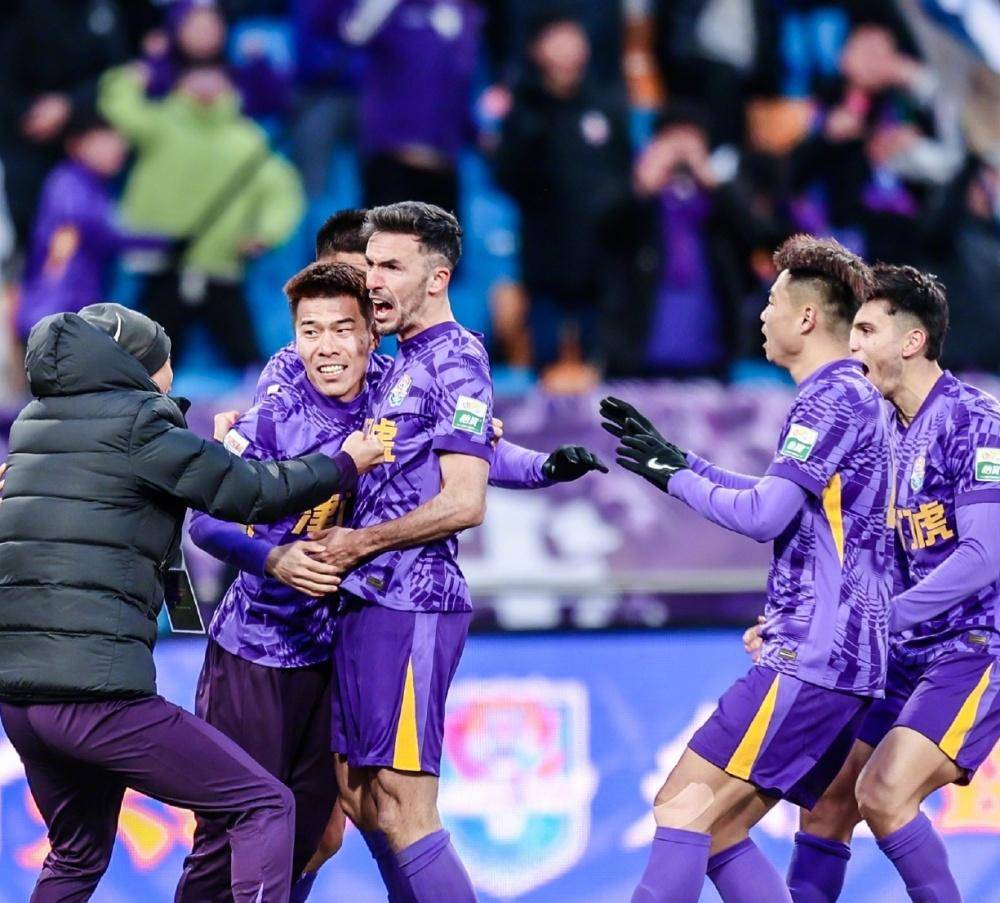 锯战中的表 锯战中的表