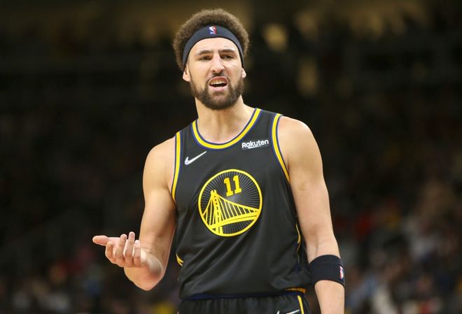 了球队在比 了球队在比