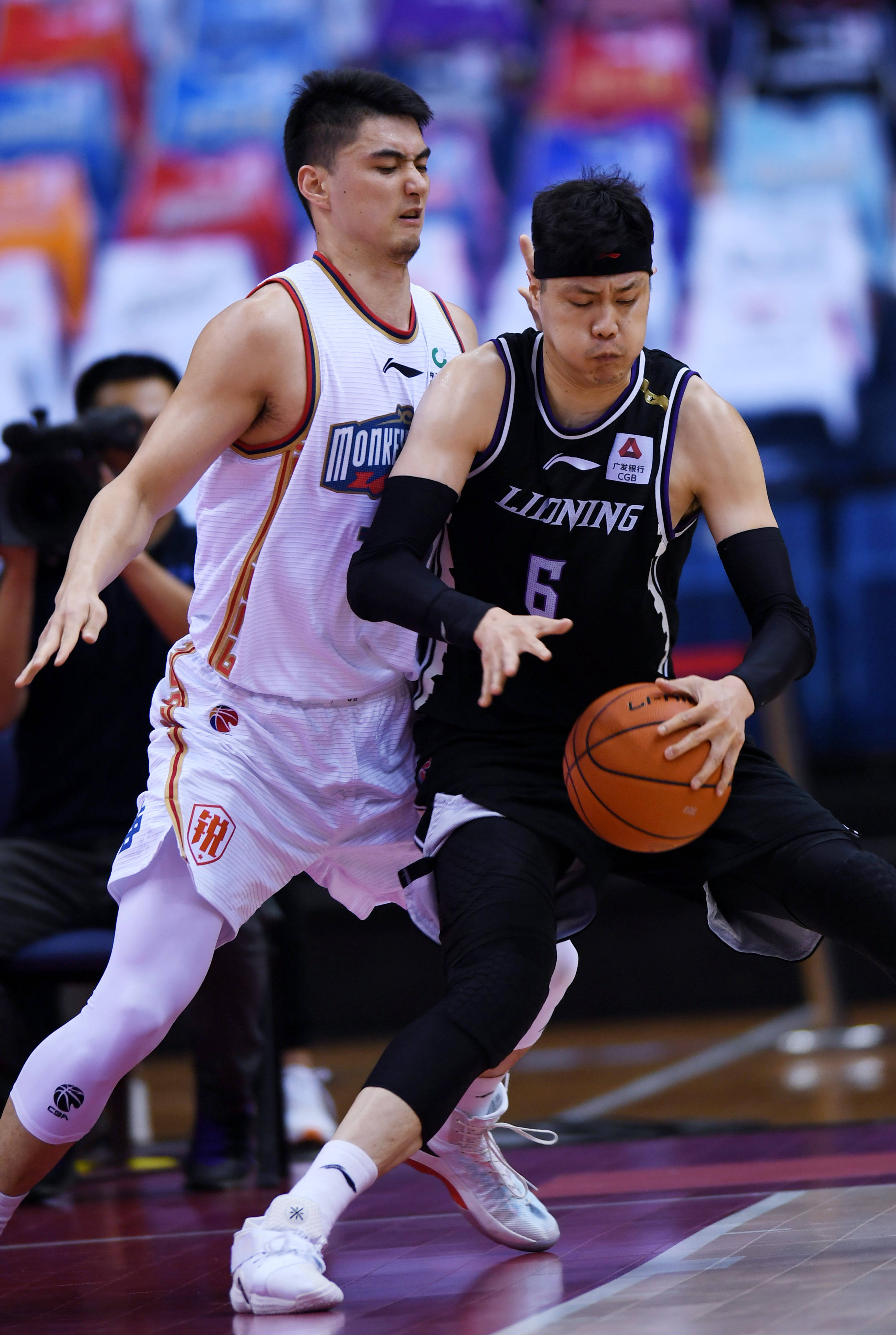 从传统观察 从传统观察